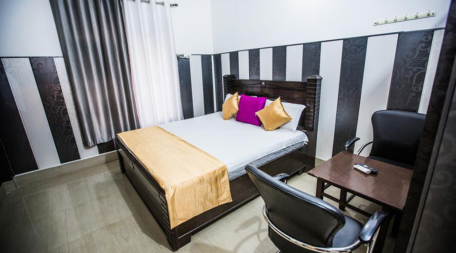Cheap place to stay Hotel Rishikesh Stay